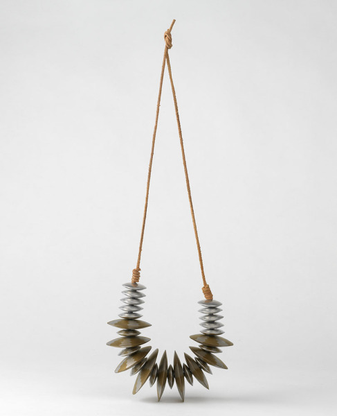 Necklace, Reema Pachachi, 1980, Crafts Council Collection: J128. Photo: Todd-White Art Photography.