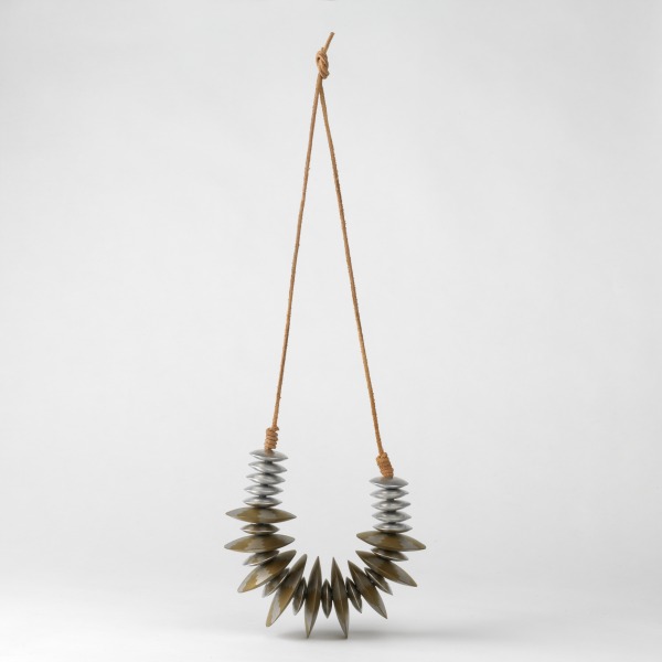 Necklace, Reema Pachachi, 1980, Crafts Council Collection: J128. Photo: Todd-White Art Photography.
