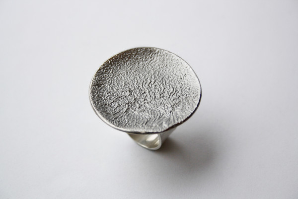 Elevated Water-Memory ring (round), Meron Wolde, 2020, Courtesy of the Artist.