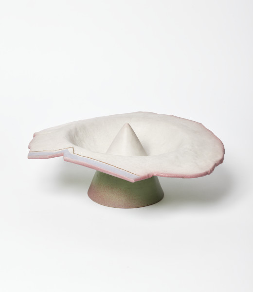 Dish, Gordon Baldwin, 1974. © Gordon Baldwin. Crafts Council Collection: P223. Photo: Jon Stokes. 