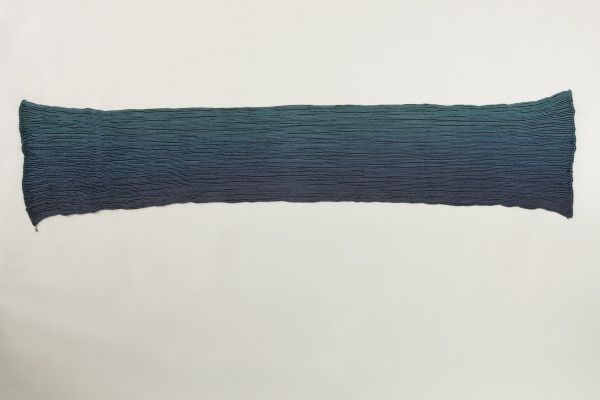 Pleated Stole, Ann Richards, 1991, Crafts Council Collection: T113. Photo: Heini Schneebeli.