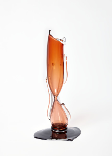 Vase, Simon Moore, 1986. © Simon Moore. Crafts Council Collection: G44. Photo: Jon Stokes.