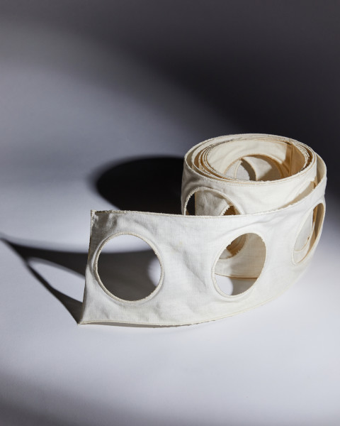 ARM PIECE, CAROLINE BROADHEAD, 1984. © CAROLINE BROADHEAD, Crafts Council Collection: J235. Photo: LINDA SHAKESBY.