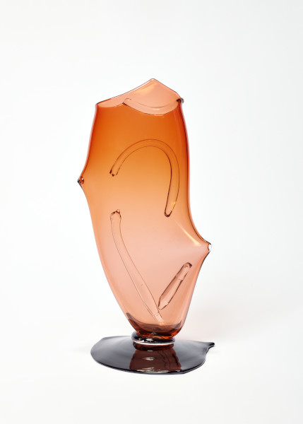 Vase, Simon Moore, 1986. © Simon Moore. Crafts Council Collection: G44. Photo: Jon Stokes.